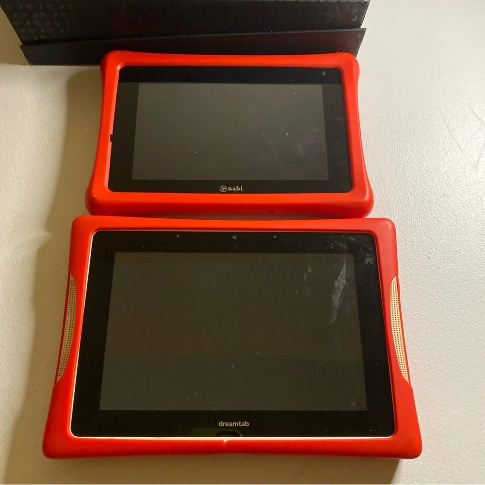 Lot of 2 No Working Nabi DreamTab HD8 Kids Tablet AS IS (D4). JL